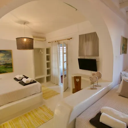 Pensionat Blue Bay Heliolithos Páros