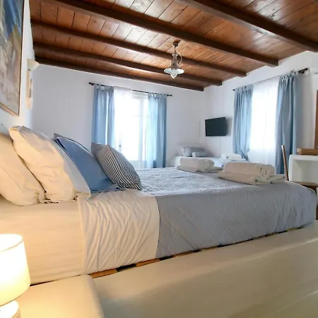 Pensionat Blue Bay Heliolithos Páros