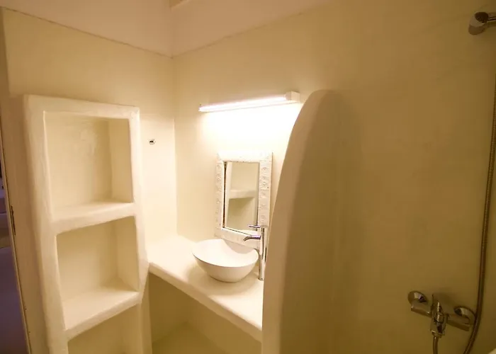 Blue Bay Heliolithos 4*