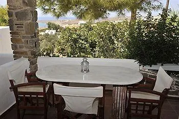 Blue Bay Heliolithos בית הארחה פארוס