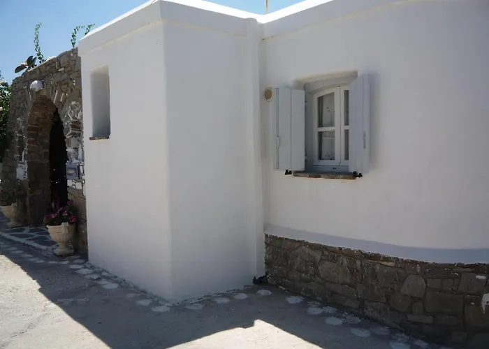 Blue Bay Heliolithos פארוס