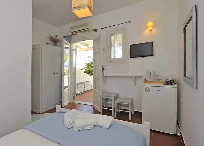 בית הארחה Blue Bay Heliolithos