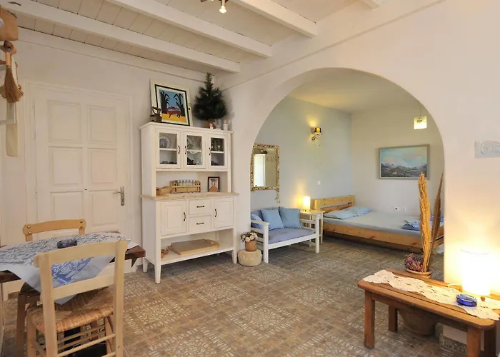 Blue Bay Heliolithos פארוס