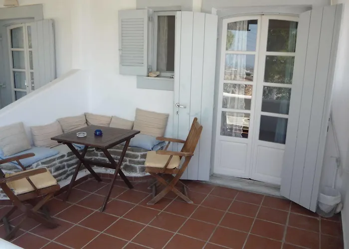 בית הארחה Blue Bay Heliolithos