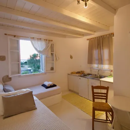 Blue Bay Heliolithos Páros