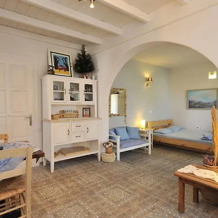 Blue Bay Heliolithos Páros